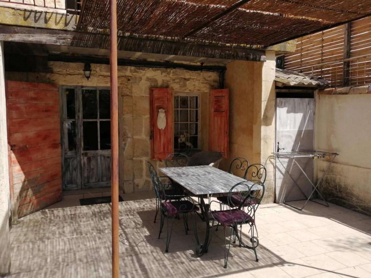 Mas Maurane - Le Romarin Aux Portes D'Arles Tarascon Exterior photo